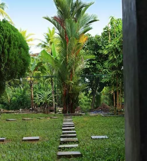 ペンション Triple Edge Villa