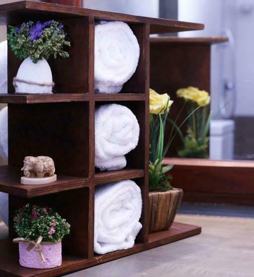 פנסיון Triple Edge Villa