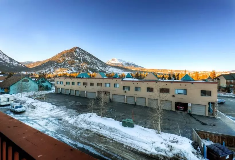 Cedars Lodge Condos By Crmr