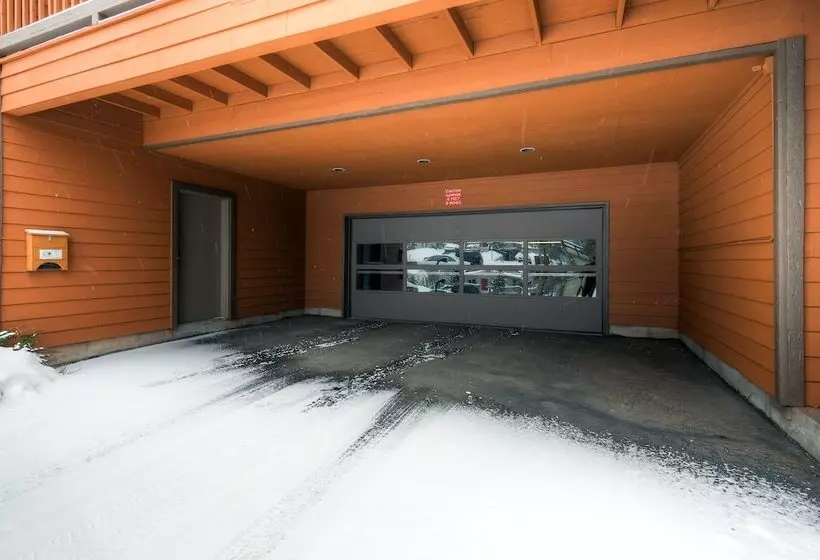 Cedars Lodge Condos By Crmr