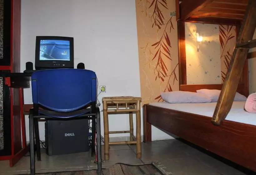 Tash Inn Hostel