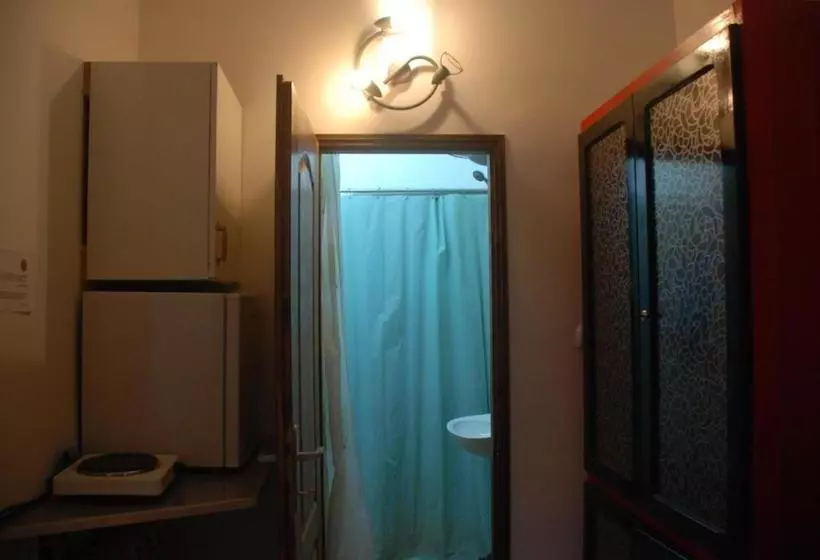 Tash Inn Hostel