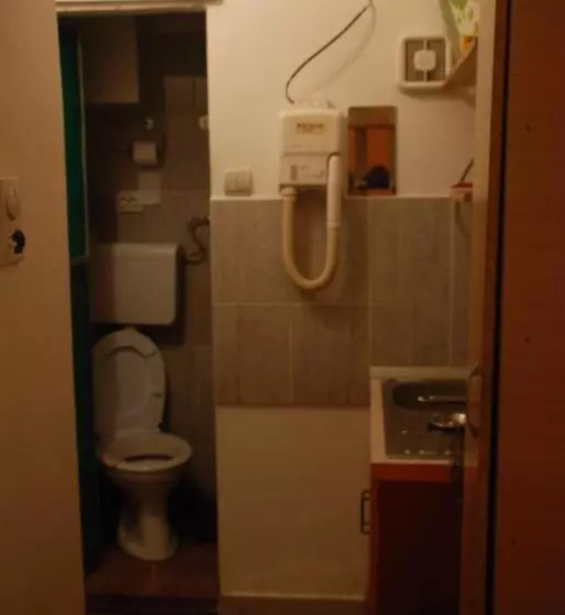 Tash Inn Hostel