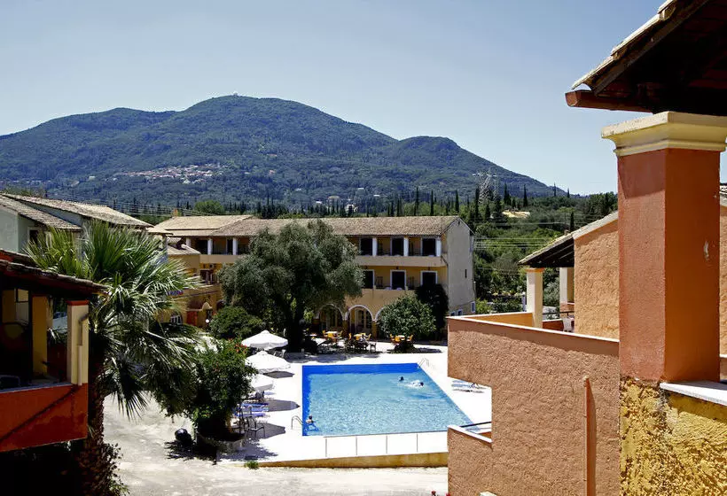 Отель Bintzan Inn