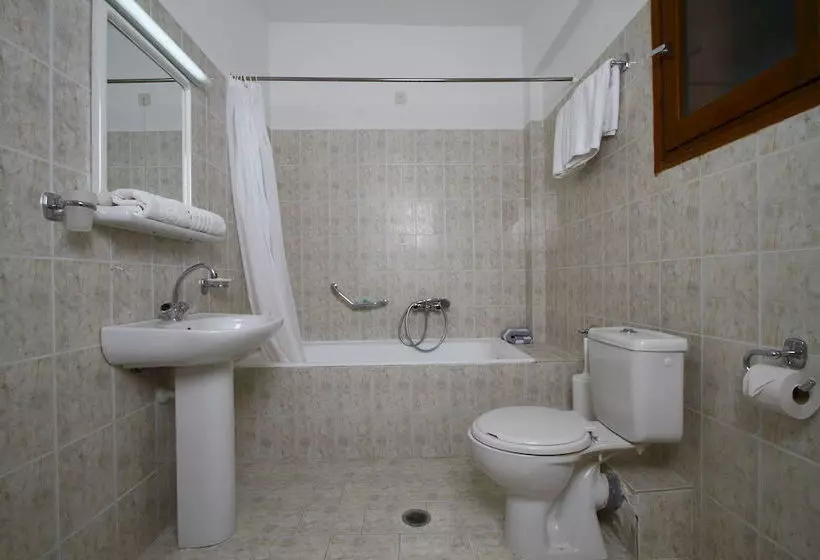 Отель Bintzan Inn