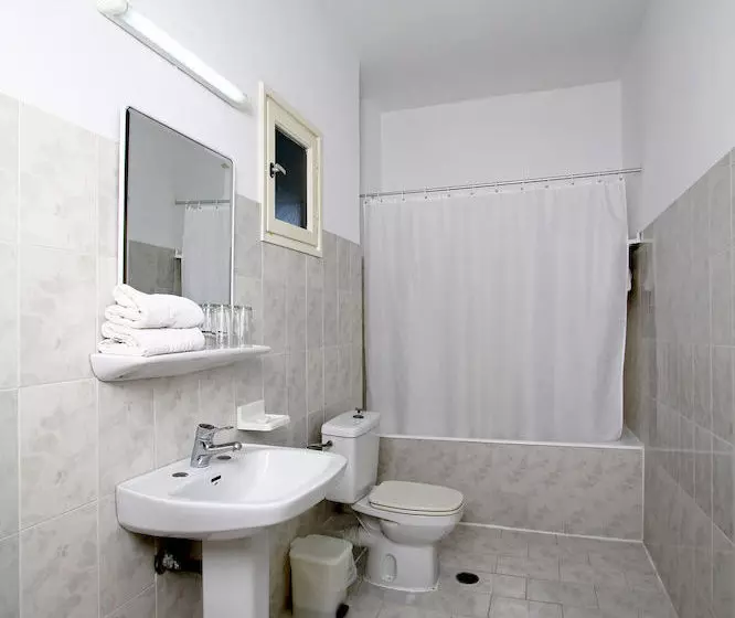 Отель Bintzan Inn