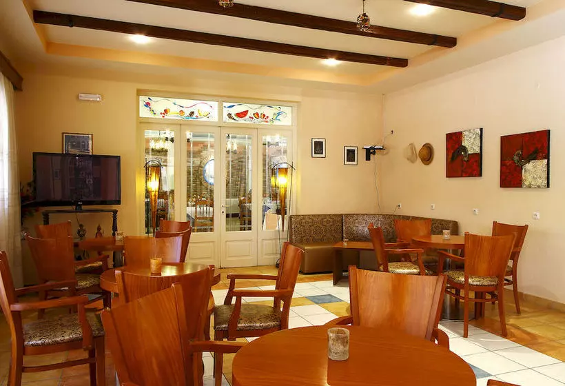 Отель Bintzan Inn