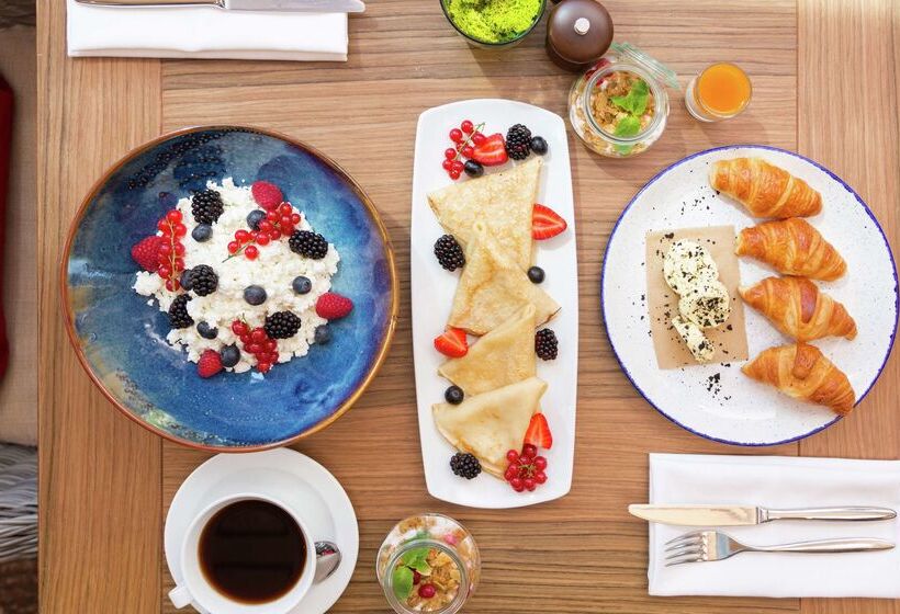 Doubletree By Hilton Hotel Moscow Marina