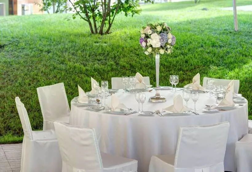 Doubletree By Hilton Hotel Moscow   Marina