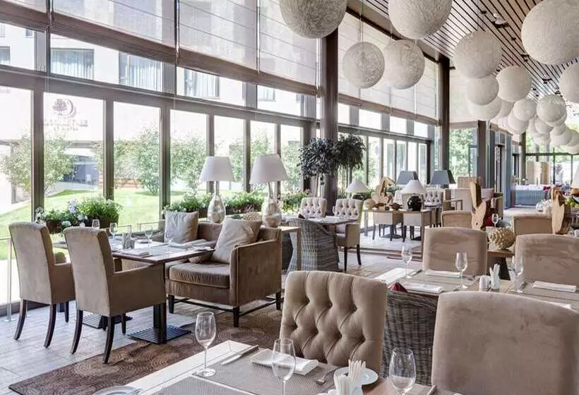 Doubletree By Hilton Hotel Moscow   Marina