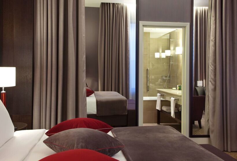 Doubletree By Hilton Hotel Moscow Marina