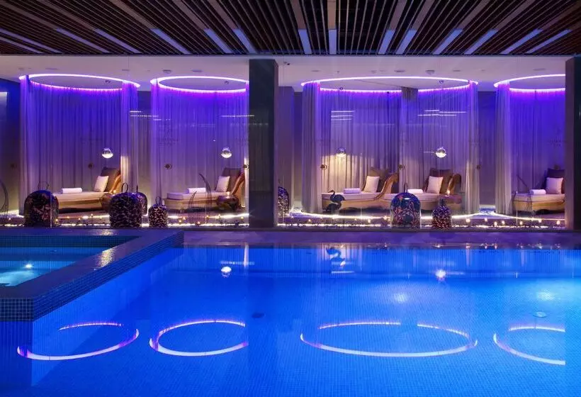 Doubletree By Hilton Hotel Moscow   Marina