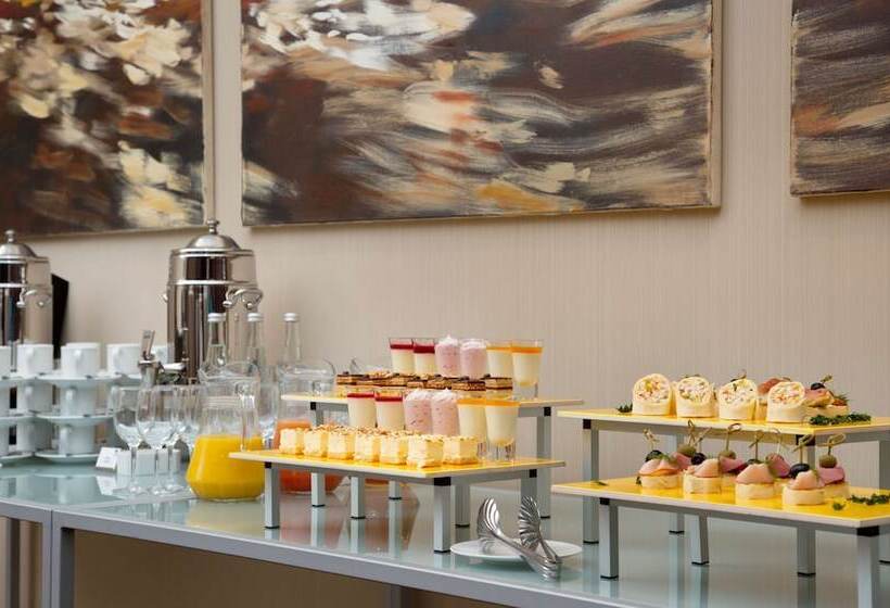 Doubletree By Hilton Hotel Moscow Marina