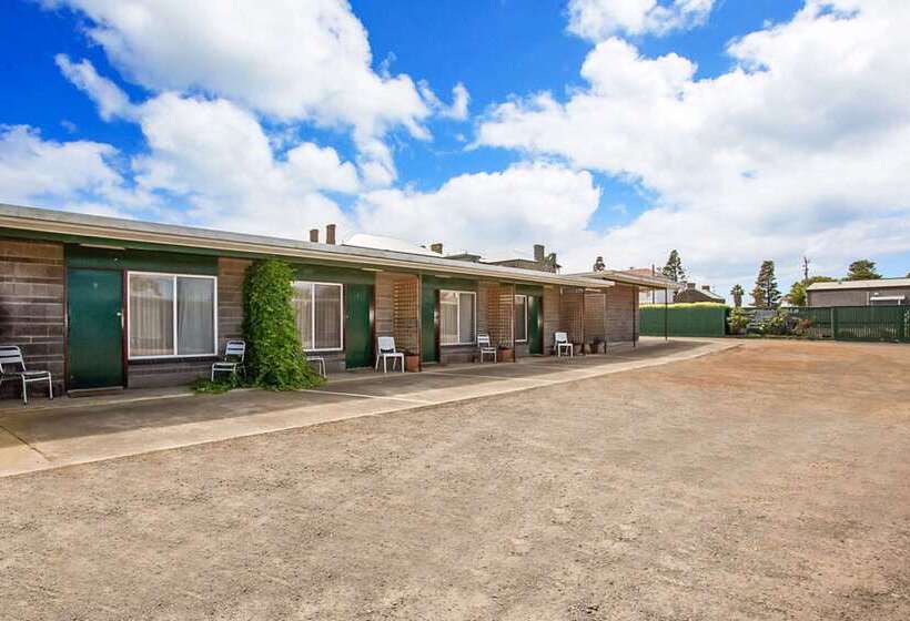 בית מלון כפרי Econo Lodge Portland