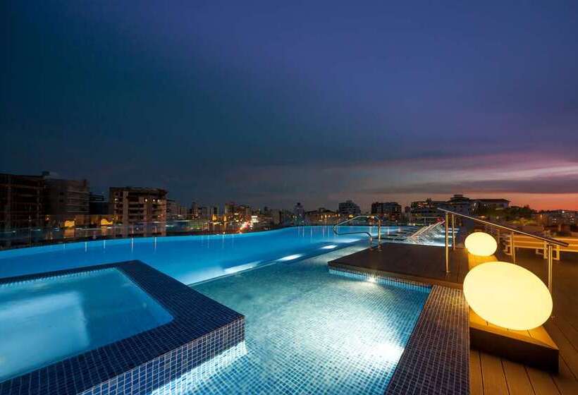 هتل Embassy Suites By Hilton Santo Domingo