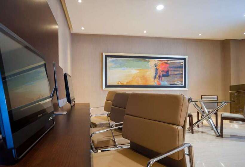 هتل Embassy Suites By Hilton Santo Domingo