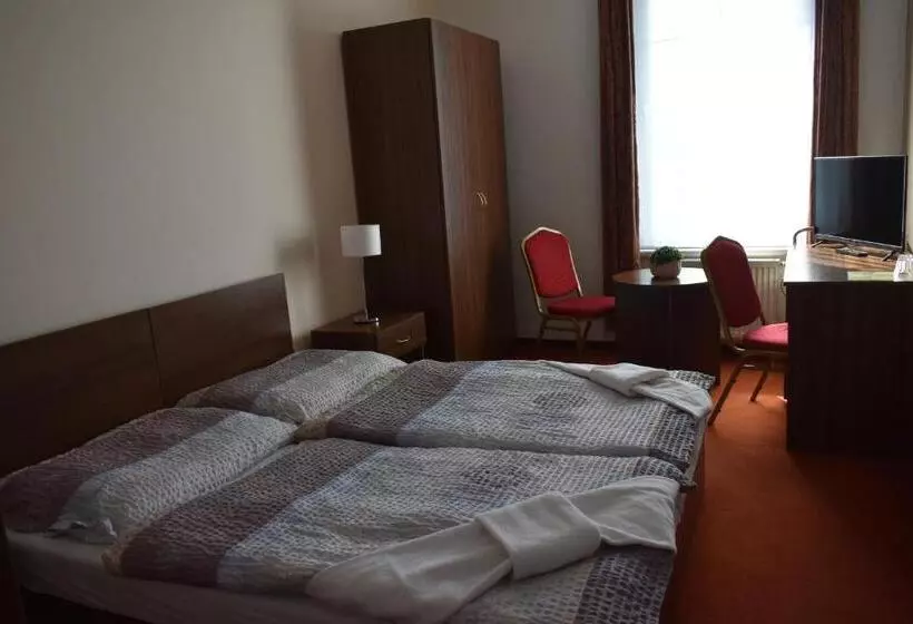 Hotelli černý Orel žatec