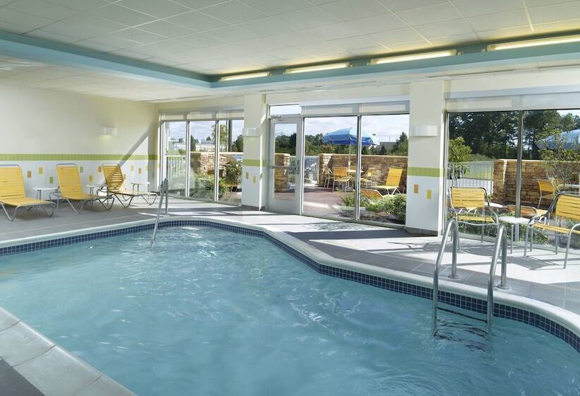 فندق Fairfield Inn & Suites By Marriott Fayetteville North