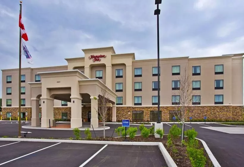 Hotelli Hampton Inn Niagara Falls/blvd