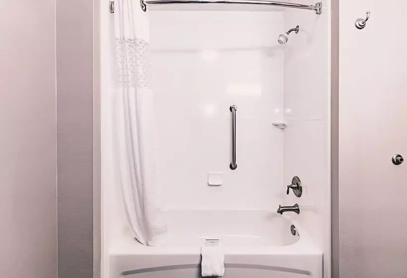 Hotelli Hampton Inn Niagara Falls/blvd