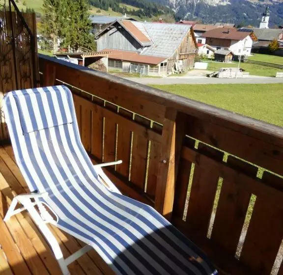 Отель Haus Alpenland