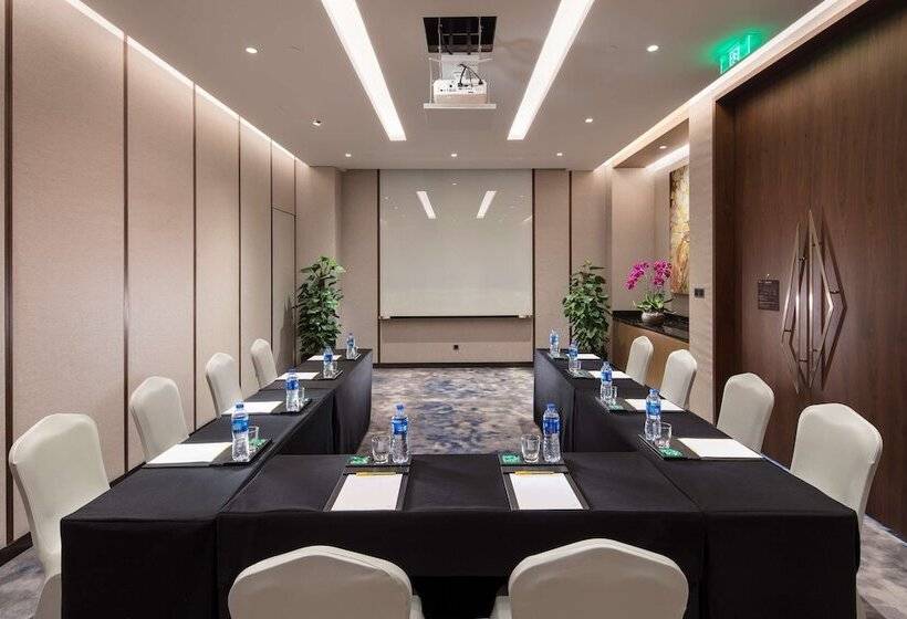 호텔 Hilton Garden Inn Shanghai Hongqiao Necc