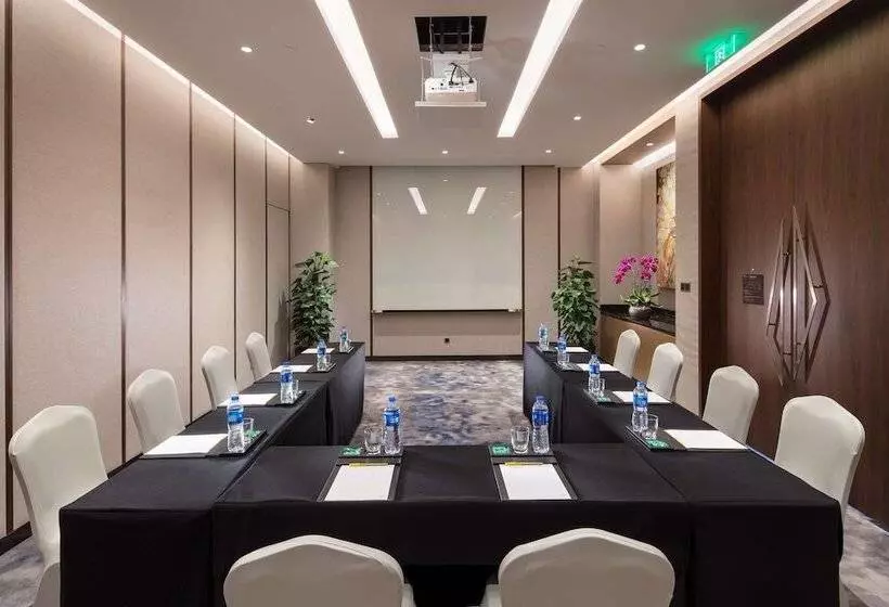 Hotel Hilton Garden Inn Shanghai Hongqiao Necc