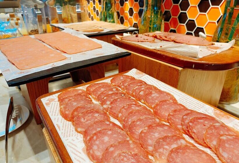 호텔 Hilton Garden Inn Shanghai Hongqiao Necc