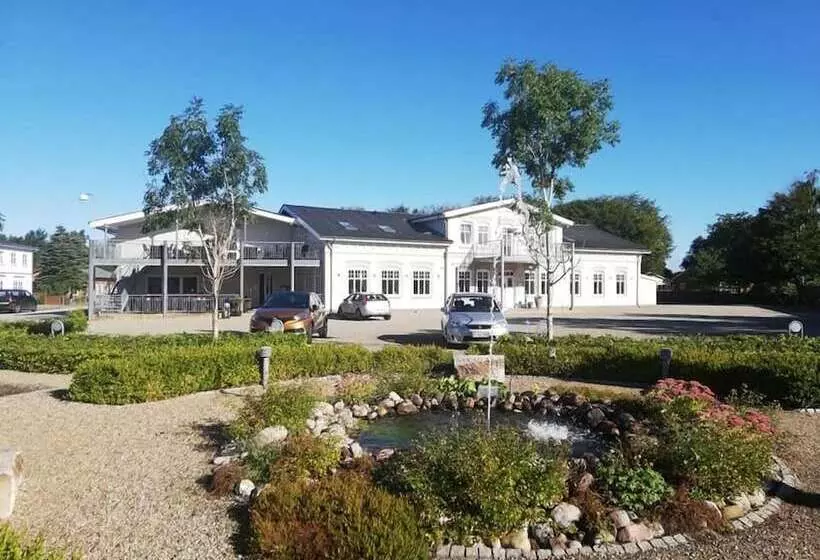 ホテル Kløver Es