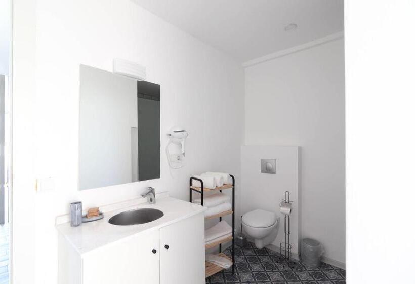 בית מלון כפרי La Brezza Suite &