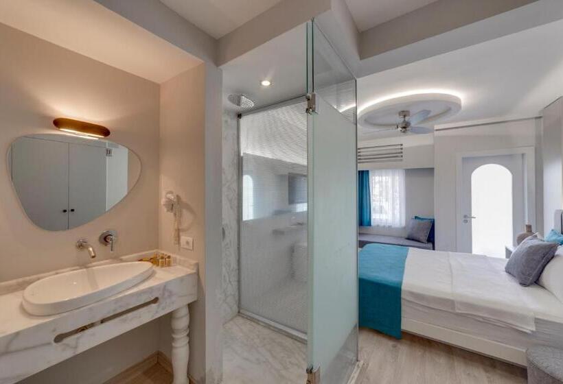 בית מלון כפרי La Brezza Suite &