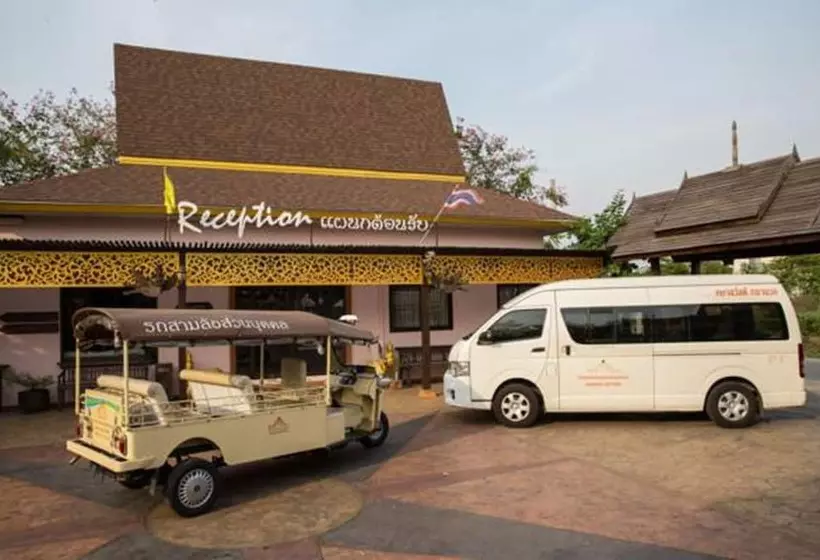 هتل Ploykhumthong Boutique Resort