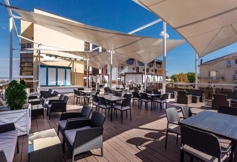 فندق Pontos Family Resort