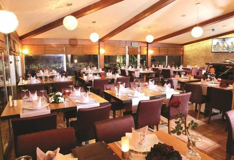 Sultan Hotel Restaurant Bistro