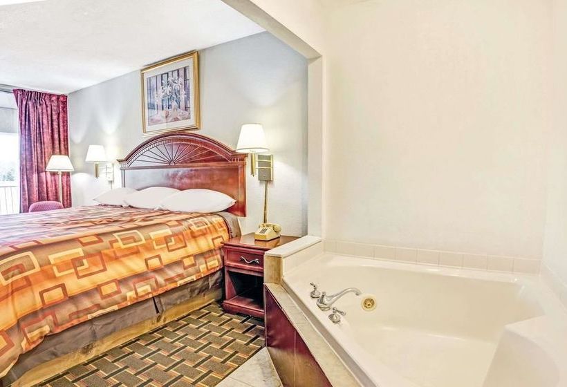 בית מלון כפרי Adrian Inn