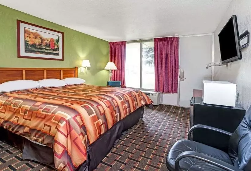 בית מלון כפרי Adrian Inn