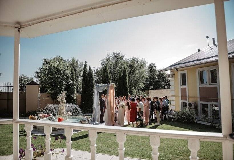 فندق Zhuravli Park