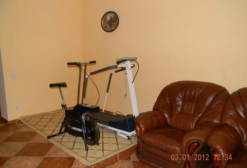 酒店 Zhuravli Park