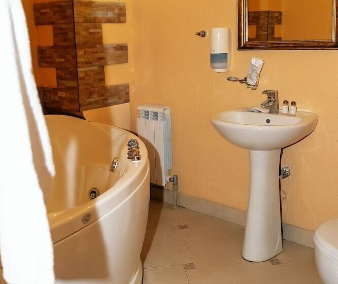 فندق Zhuravli Park