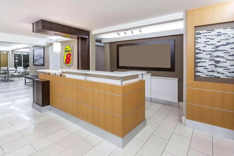 Мотель Super 8 By Wyndham Dalton/convention Center Area