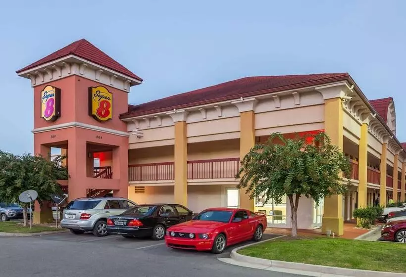 Мотель Super 8 By Wyndham Dalton/convention Center Area