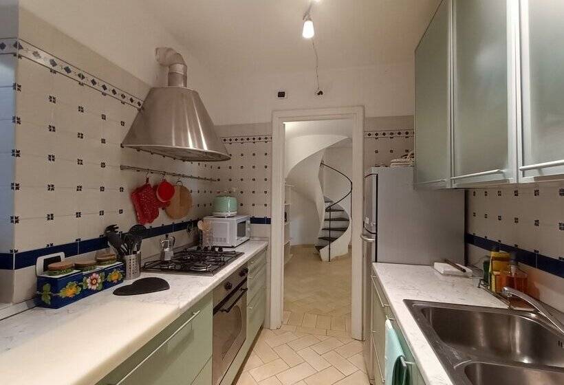 Joivy Villa Milva W/ Car Park Beside The Beach