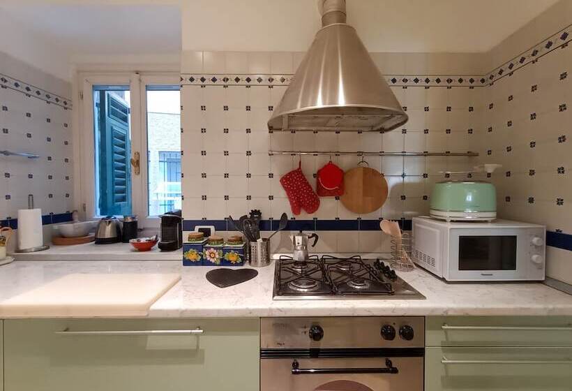 Joivy Villa Milva W/ Car Park Beside The Beach