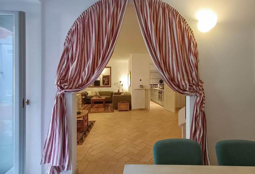 Joivy Villa Milva W/ Car Park Beside The Beach