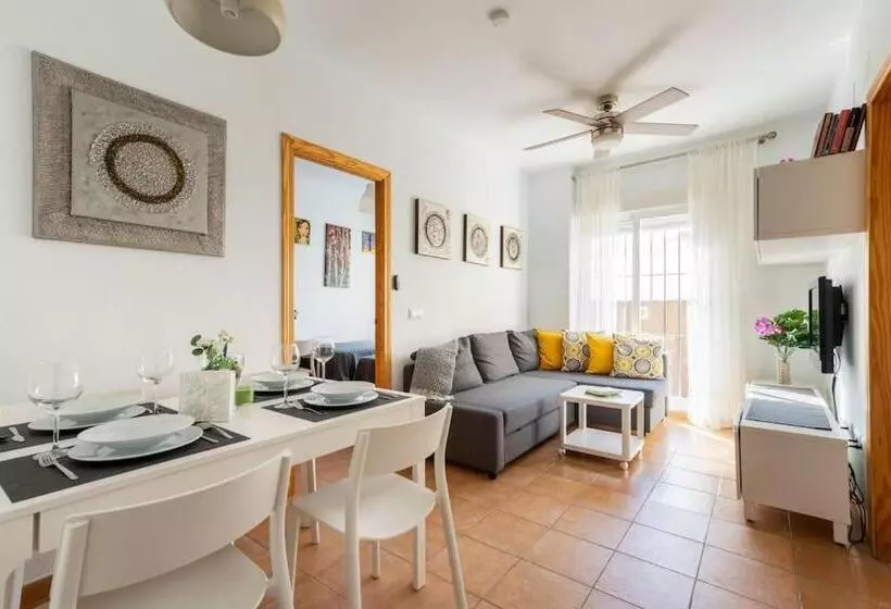 Apartamento Centro Rota. 2 Minutos De La Playa.