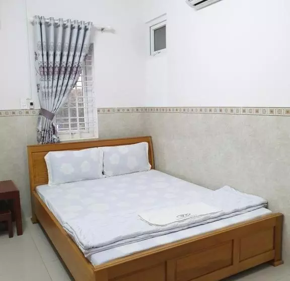 هتل Khách Sạn Thiên Phong