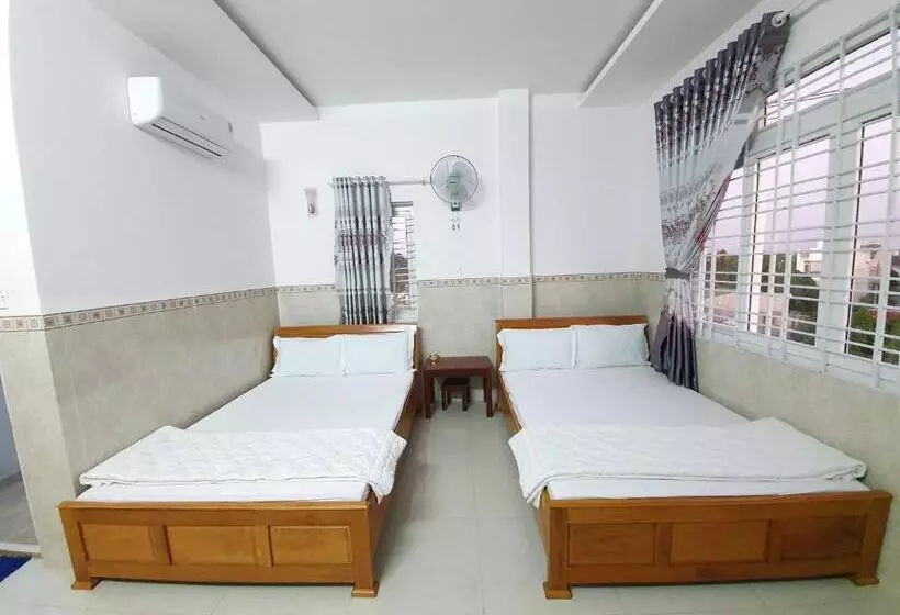 هتل Khách Sạn Thiên Phong