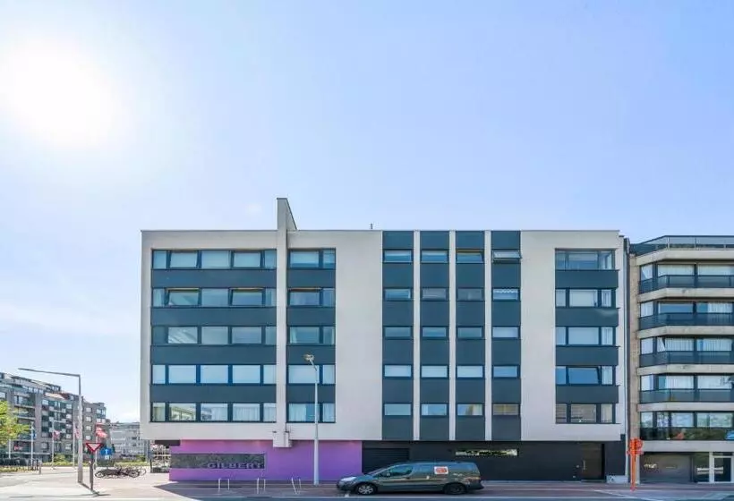 Modern, Mooi En Stijlvol App Vlakbij Winkelstraat