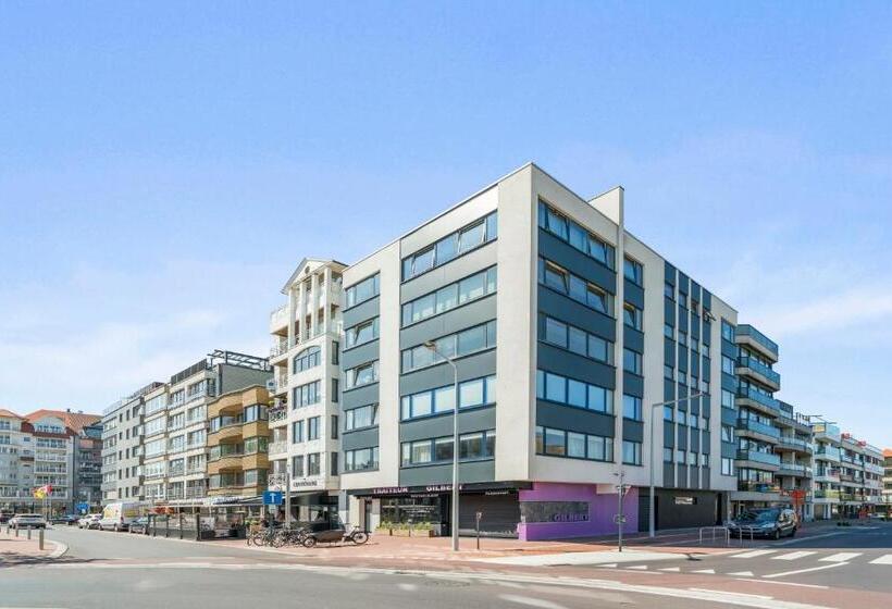 Modern, Mooi En Stijlvol App Vlakbij Winkelstraat