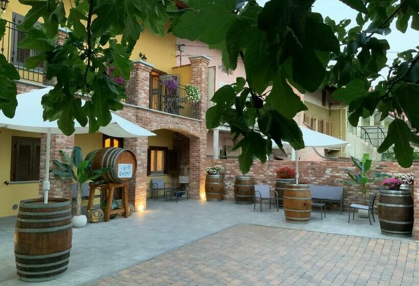 ペンション La Cantina Rent Rooms